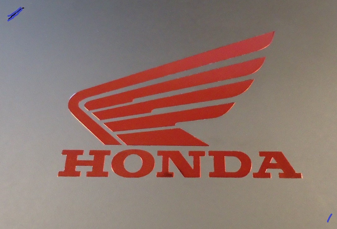 HONDA moto CHROM nalepka Metal Edition 60 x 48 mm