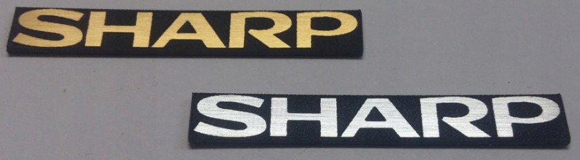 SHARP LOGO nalepka emblem laminat