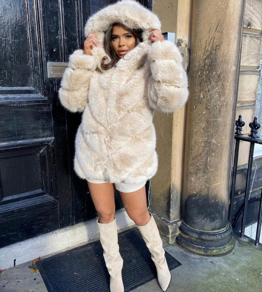 Luxusný dámsky zimný kožušinový kabát s kapucňou