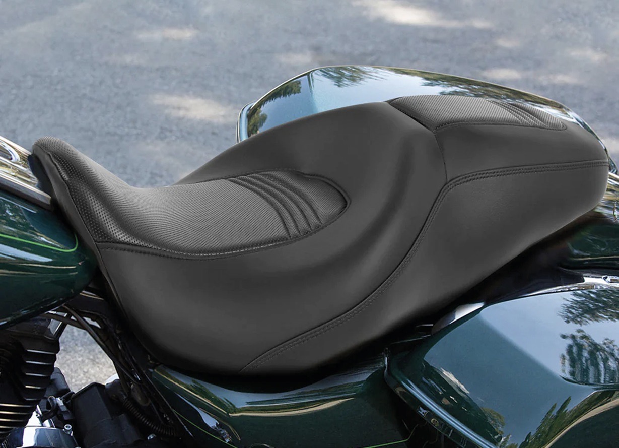 C.C.RIDER 2-UP SEAT PLEATED TOURING 08+